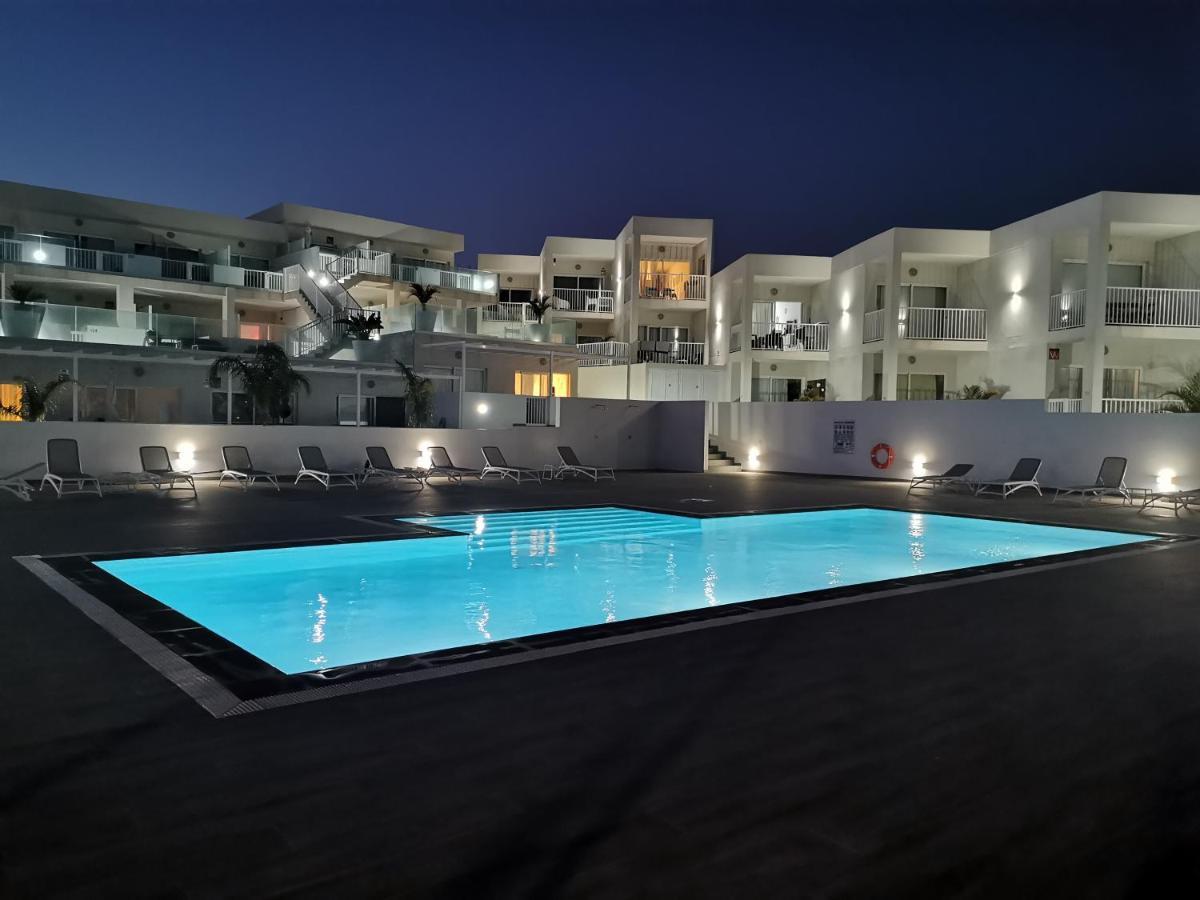 Апартаменты Luxury Sea View Senator Lanzarote Коста-Тегисе Экстерьер фото