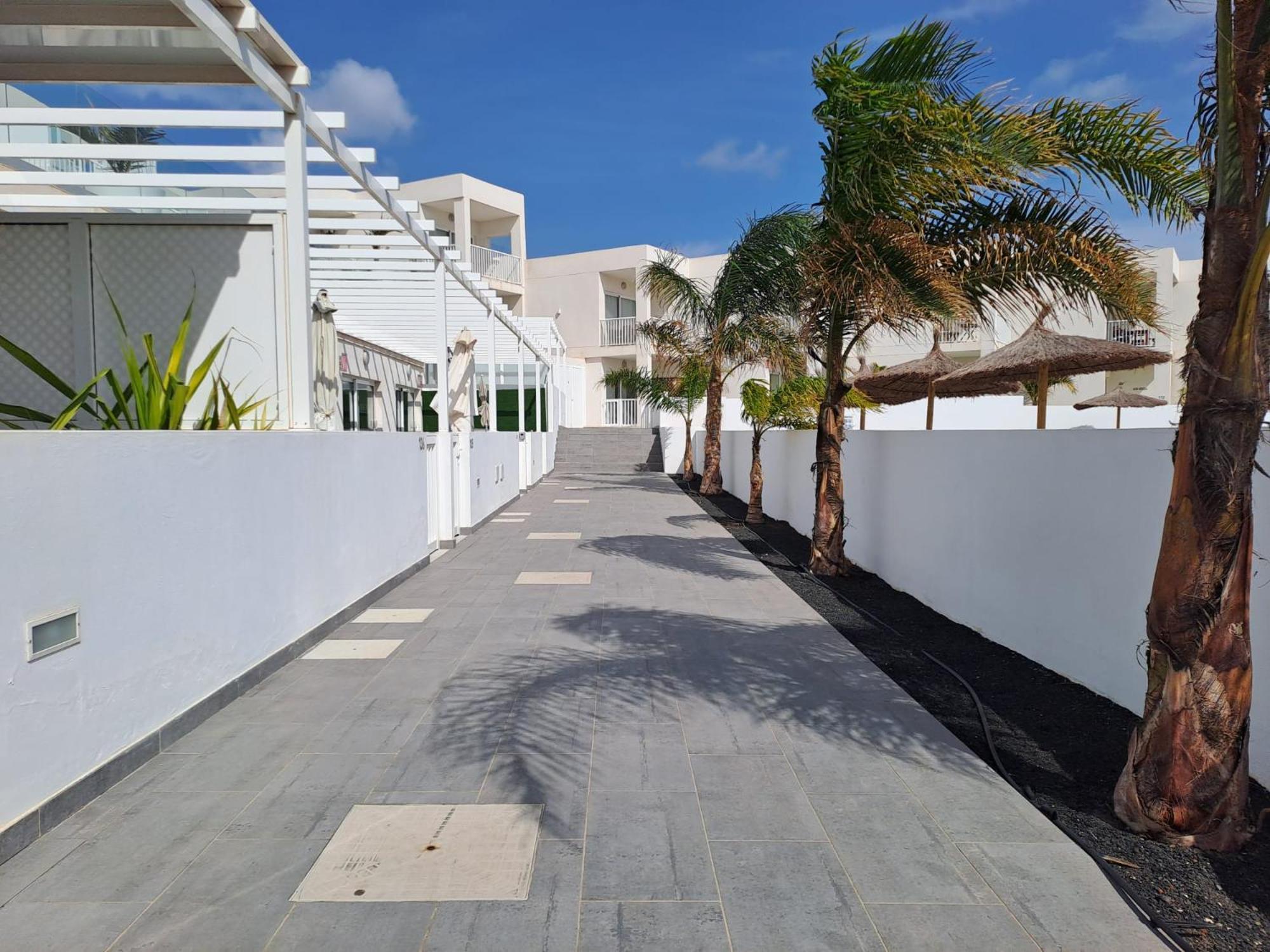 Апартаменты Luxury Sea View Senator Lanzarote Коста-Тегисе Экстерьер фото